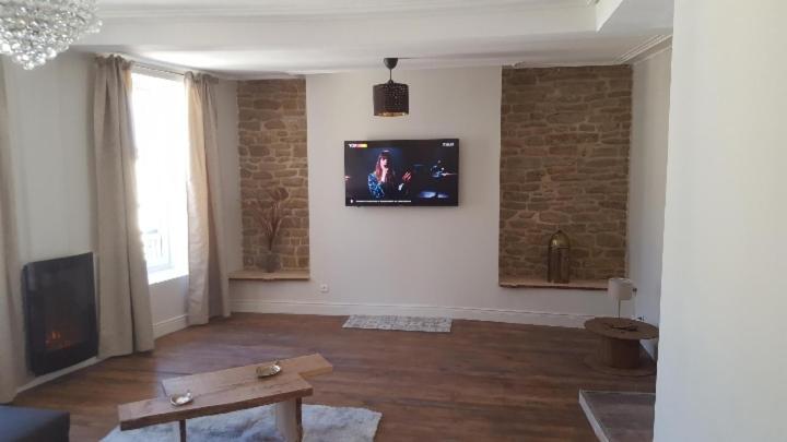 Appartement Spacieux Et Atypique Sedan Εξωτερικό φωτογραφία