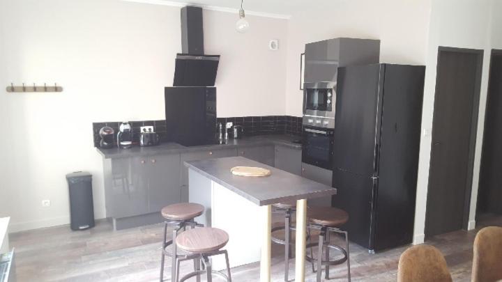 Appartement Spacieux Et Atypique Sedan Εξωτερικό φωτογραφία